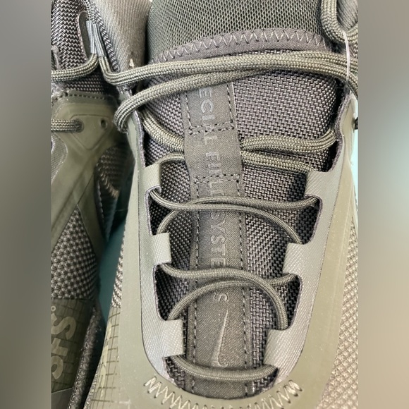 Nike Men's React SFB Carbon Men's Elite Outdoor Shoes Men's Size 11 EU45 NWT - Picture 11 of 12